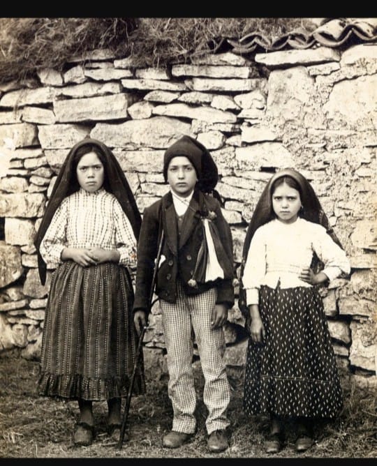 Fátima quando três crianças apareceu no ano de 1917