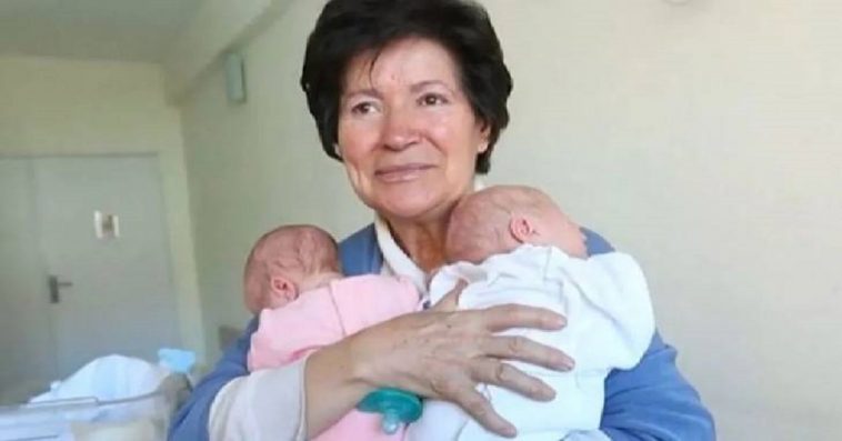 Mulher de 64 anos dá à luz a gêmeos, mas foi considerada incapaz de cuidar das crianças pela justiça e sua guarda foi retirada