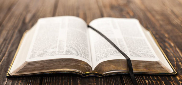 Coisas que são proibidas pela Bíblia e você, sem perceber, faz diariamente