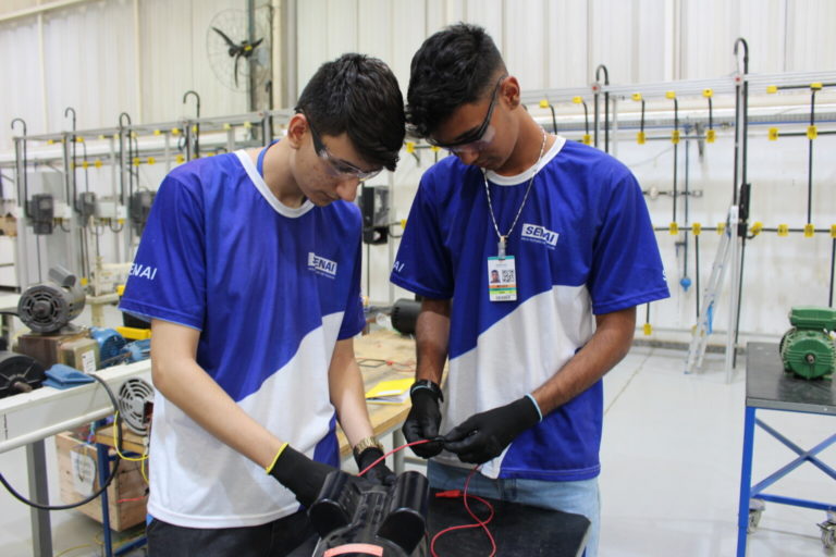 Senai inscreve para mais de 80 vagas gratuitas em cursos de jovem aprendiz